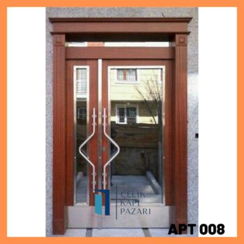 APT 008 Camlı Apartman Kapısı
